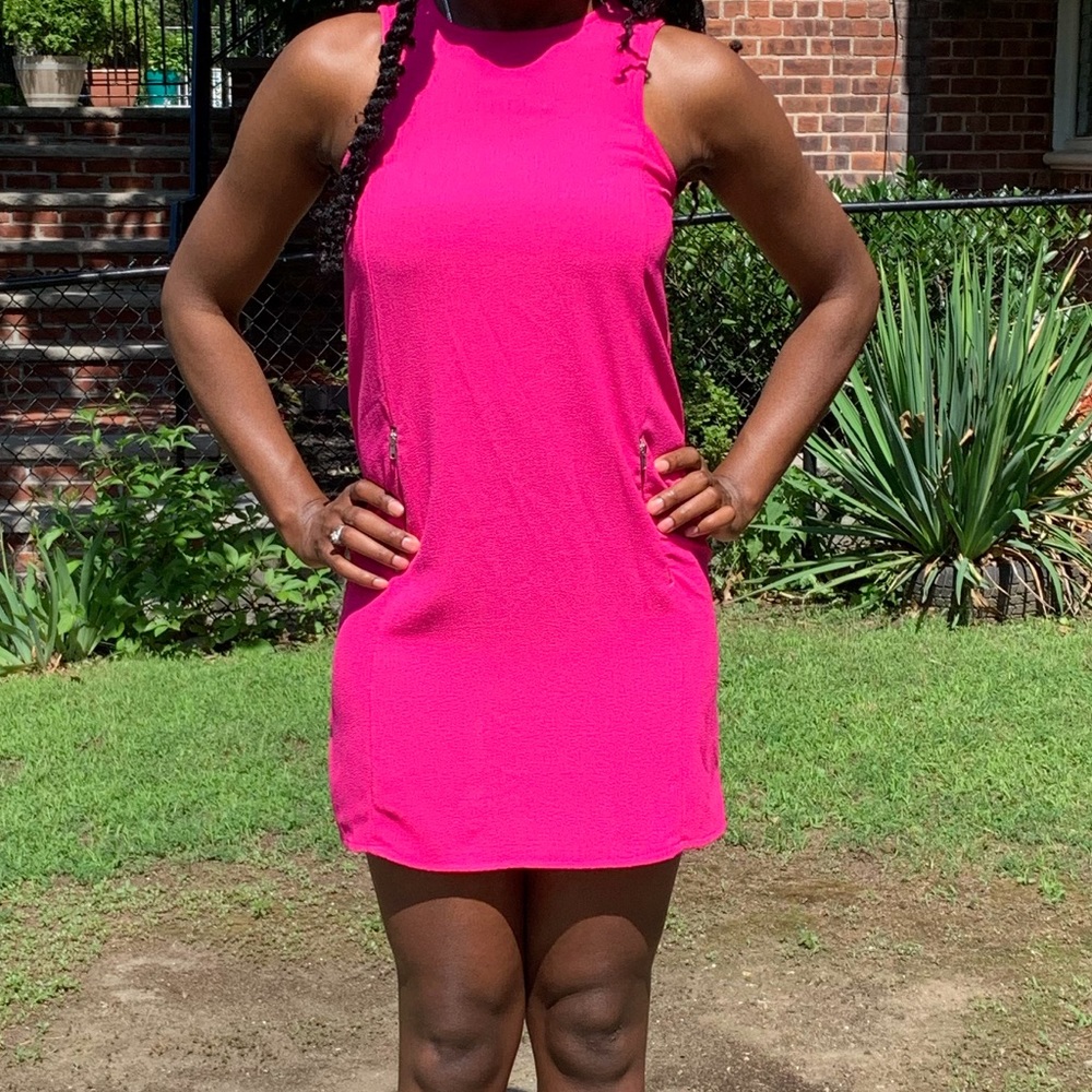 0204 NWT One Clothing Los Angeles XS Hot Pink Mini